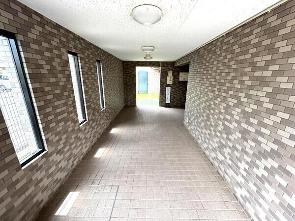 【タカラマンション指扇】廊下 【タカラマンション指扇】廊下