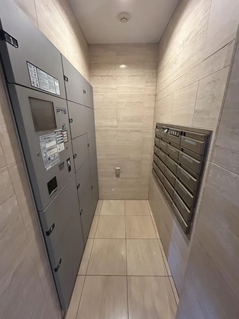 （宅配ボックス）