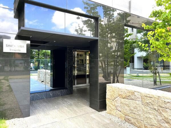 【レーベン新小岩イノヴィア】エントランス1 【レーベン新小岩イノヴィア】エントランス1