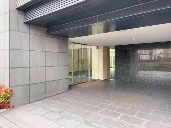 【天満橋レジデンスエアリーコート】エントランス 【天満橋レジデンスエアリーコート】エントランス