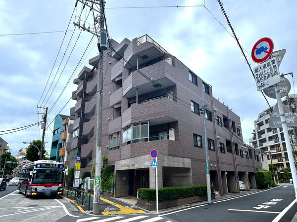 【パレソレイユ世田谷二丁目】外観