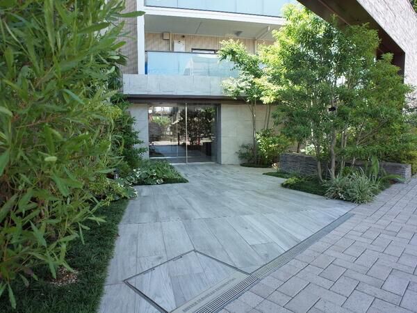 エントランス エントランス