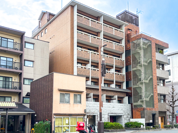 【プレサンス京大南】外観