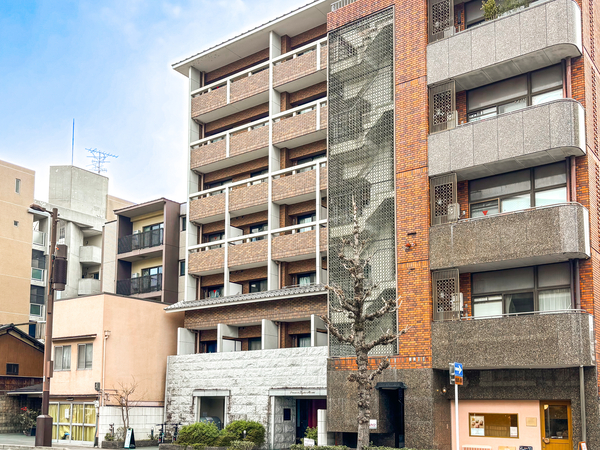 【プレサンス京大南】外観