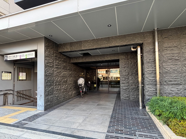 【ローレルアイ谷町六丁目】エントランス