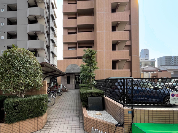 【藤和シティコープ一宮八幡】エントランス