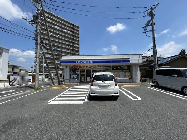 ローソンさいたま宮原一丁目店　約80ｍ