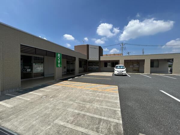 おまた内科医院　約300ｍ