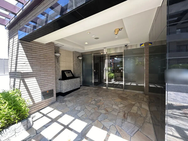 【パークホームズ庚午中ファミリエ】エントランス 【パークホームズ庚午中ファミリエ】エントランス