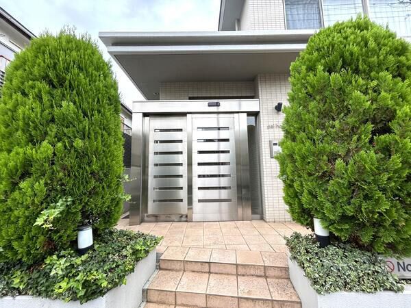 【PALHAUS】エントランス 【PALHAUS】エントランス