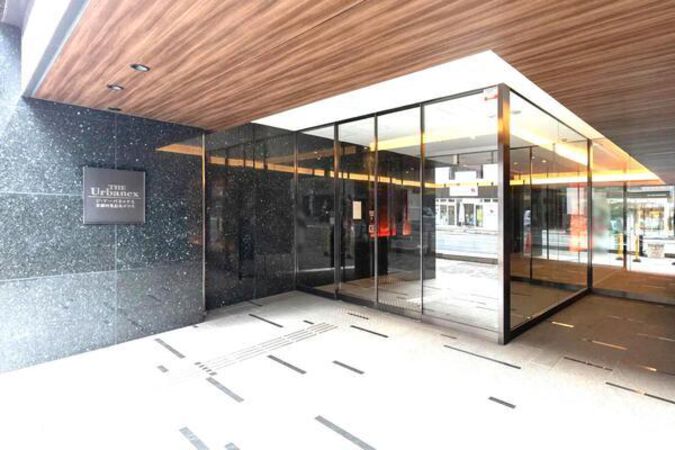 【ジアーバネックス京都四条烏丸テラス】エントランス２