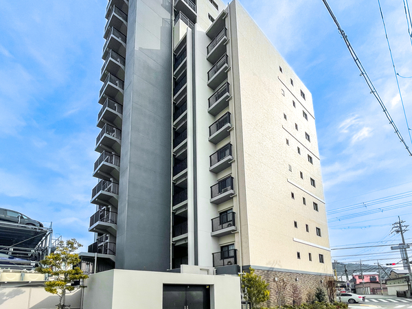 【ユニハイムキセラ川西せせらぎ公園】外観