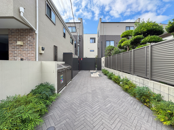 【リムテラス池上ザ・クラス】エントランス