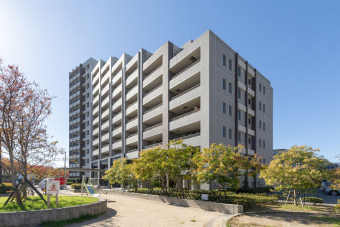 【ステイツグラン吹田垂水町】外観