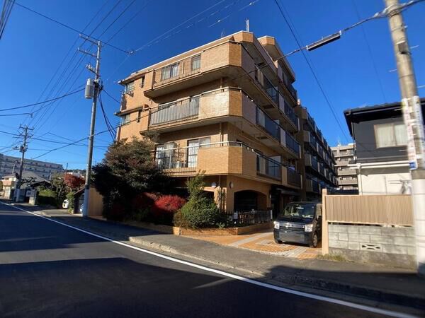 【ダイアパレス八幡】外観写真