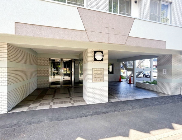 ファミール栄町