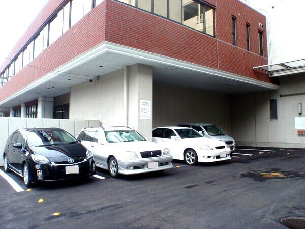 【東桜スカイハイツ】共用部分（駐車場）１