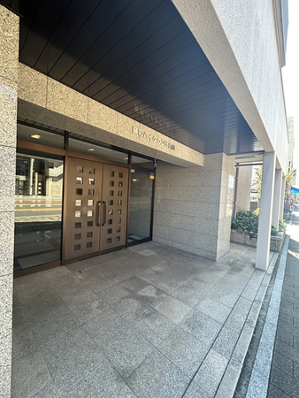 【藤和ハイタウン比治山】エントランス