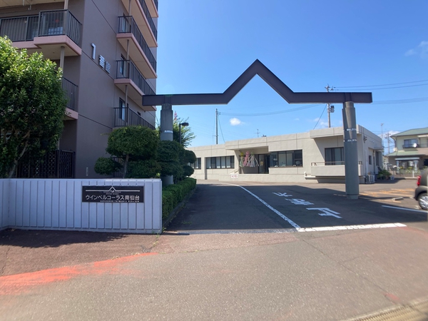 【ウィンベルコーラス南仙台】マンション入り口