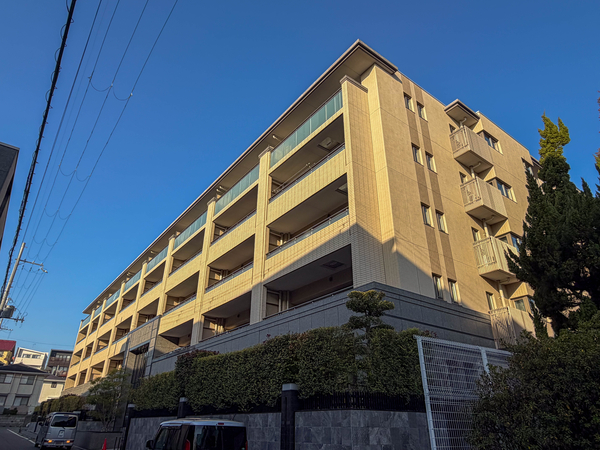 【プラウド枚方】外観