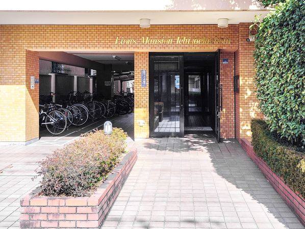 【ライオンズマンション一条智恵光院】エントランス 【ライオンズマンション一条智恵光院】エントランス