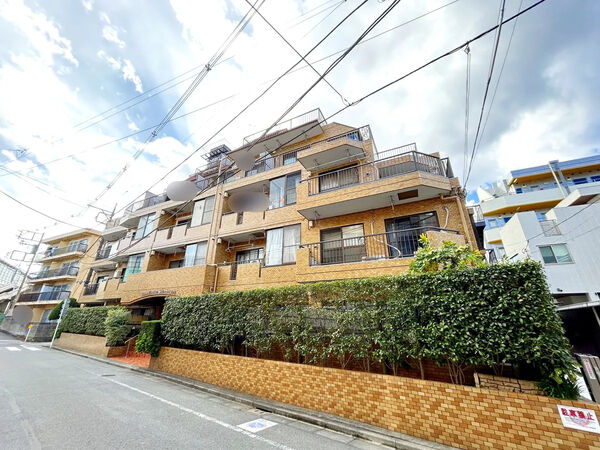 【ライオンズマンション桜台第2】外観