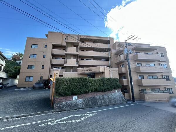 ライオンズヒルズ皆賀