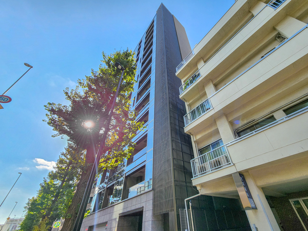 【ロイヤルシーズン六本木】外観 【ロイヤルシーズン六本木】外観