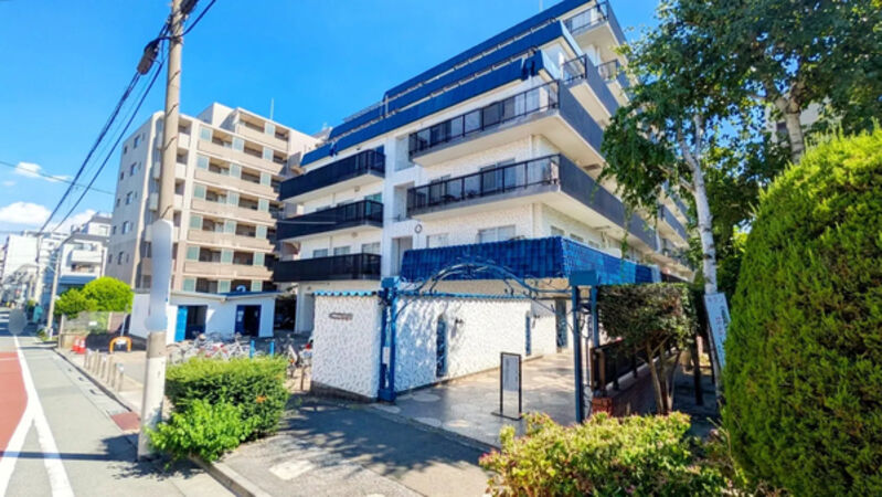 【秀和大山レジデンス】外観