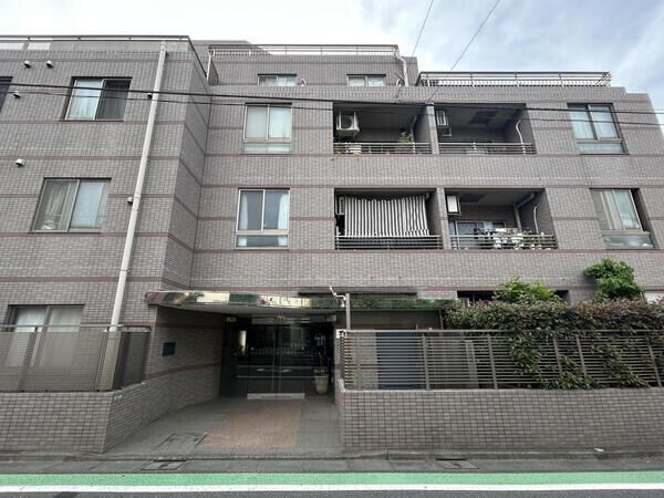 【エクセルシオール新桜台】外観1