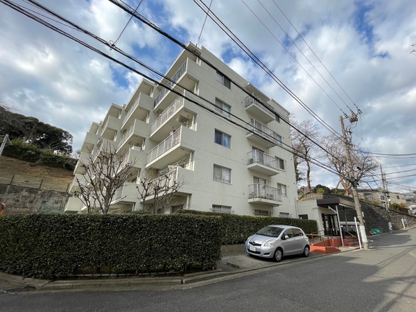 【横浜掃部山公園ハウス】外観 【横浜掃部山公園ハウス】外観