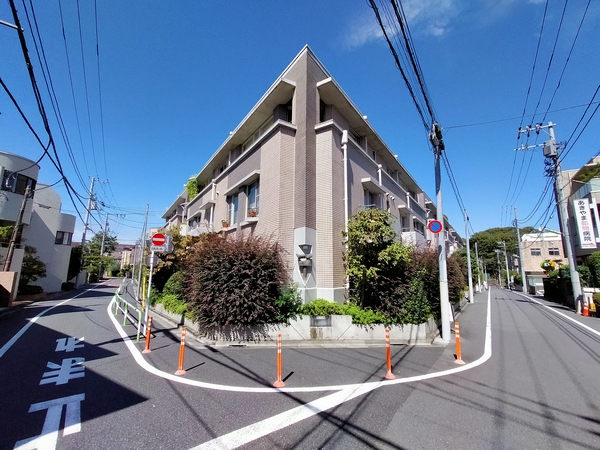 【コートハウス駒沢】外観写真