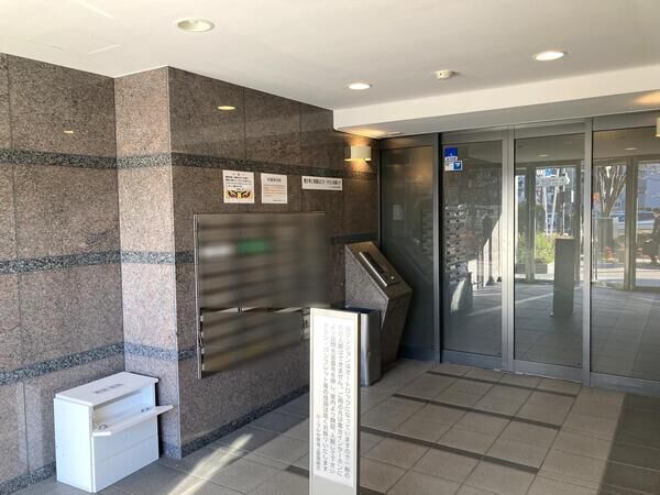 【野沢サマリアマンション】エントランス