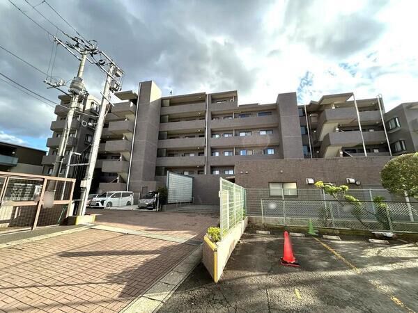 【上杉五丁目シティハウス】外観２