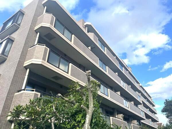 【上杉五丁目シティハウス】外観１