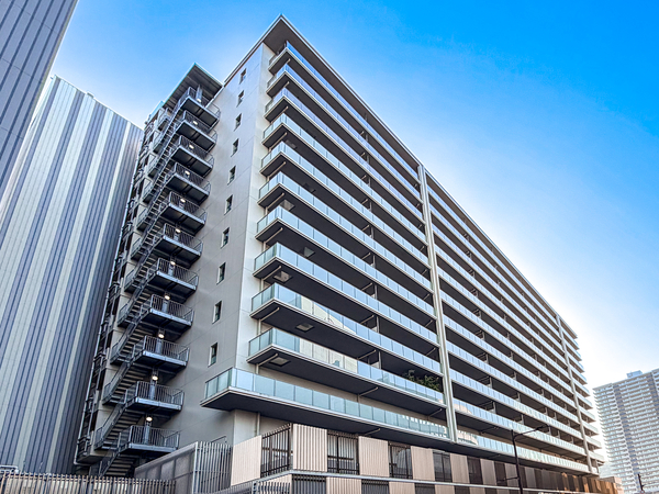 【プレミスト大津ステーションレジデンス】外観