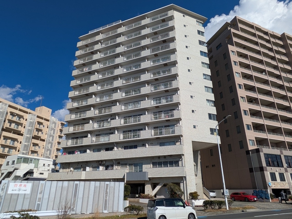 【ルックハイツ江ノ島】外観