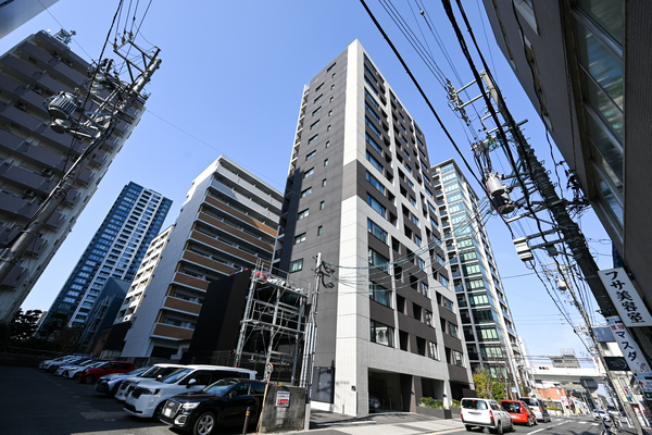 【ザ・パークハウス泉一丁目】外観