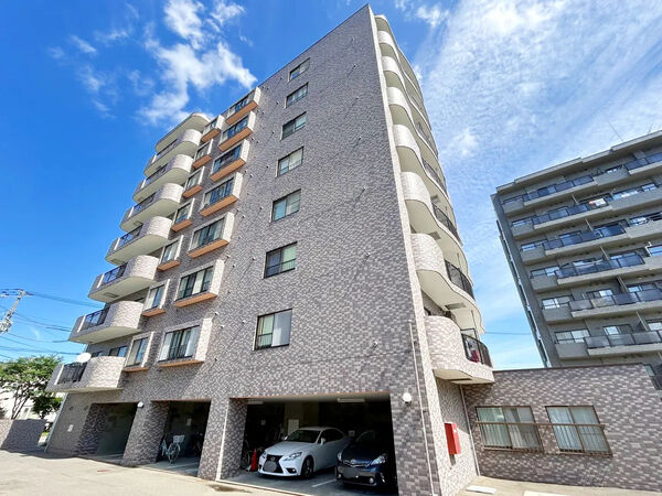 【ライオンズマンション発寒中央】外観