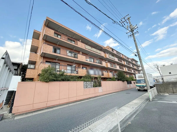 【ライオンズマンション中根】外観