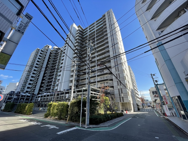 【プレミスト本厚木】外観