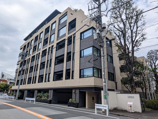 【ブランズ代々木参宮橋】外観