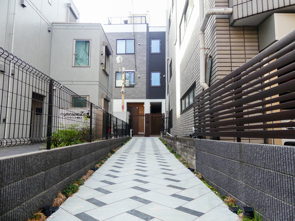 【リムテラス中野坂上】外観