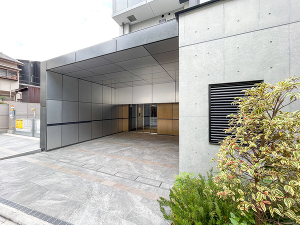 【ピアース学芸大学レジデンス】エントランス 【ピアース学芸大学レジデンス】エントランス