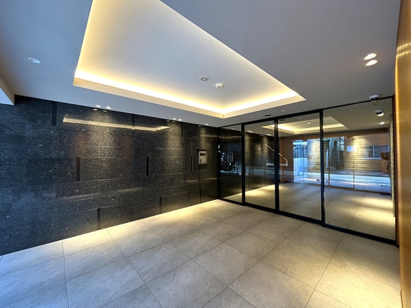 【ファインスクェア世田谷弦巻2】エントランス 【ファインスクェア世田谷弦巻2】エントランス