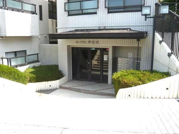 【オーブラン学園前】エントランス 【オーブラン学園前】エントランス
