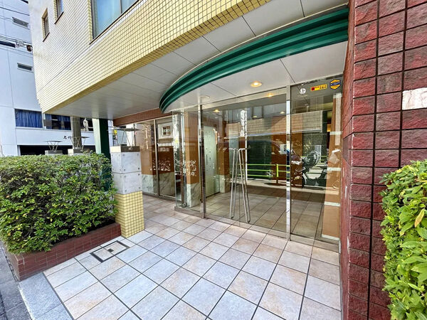 【エクセルシオール日本橋】エントランスアプローチ1 【エクセルシオール日本橋】エントランスアプローチ1