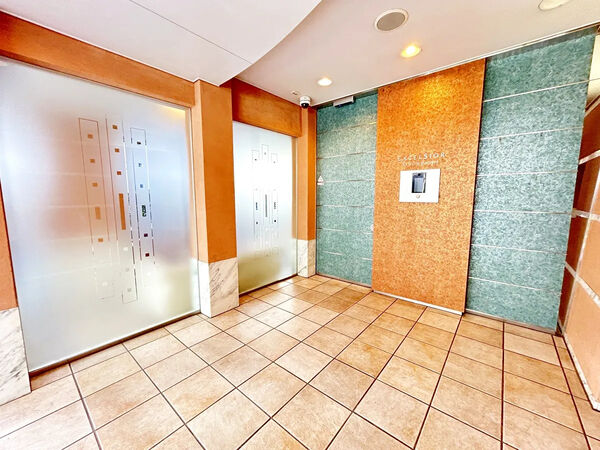 【エクセルシオール日本橋】エントランス1