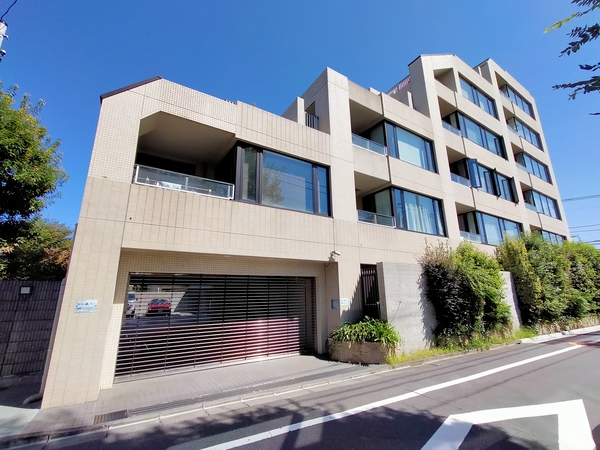 【ヴィークコート駒沢】外観写真