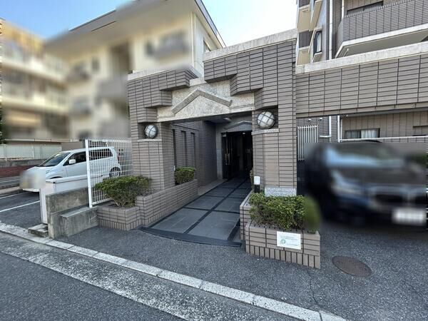 【パークハイム牛田中】外観